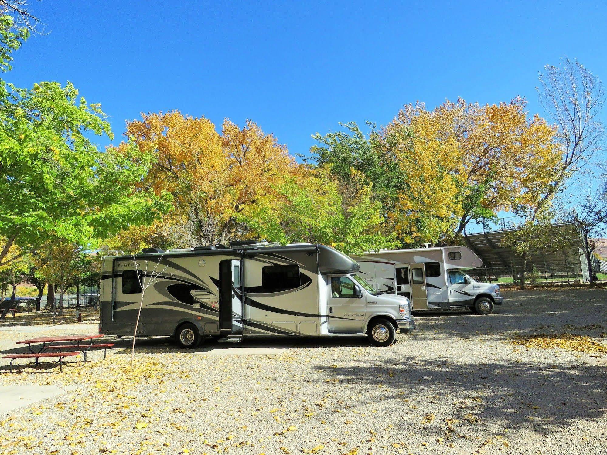 Sun Outdoors Moab Downtown Hotel Luaran gambar